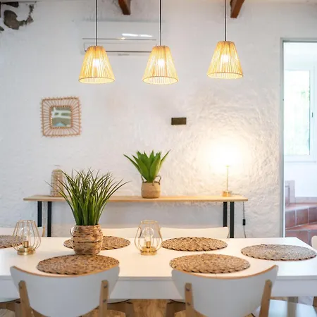 Maison De Familiale, 5 Chambres, Terrasse, A 20 Minutes Du Centre Holiday home