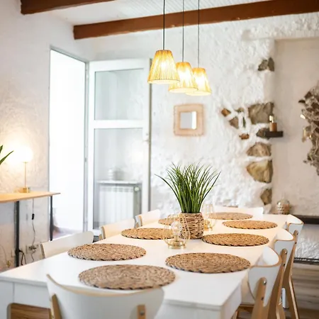 Maison De Familiale, 5 Chambres, Terrasse, A 20 Minutes Du Centre Holiday home *
