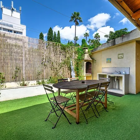 Holiday home Maison De Familiale, 5 Chambres, Terrasse, A 20 Minutes Du Centre *