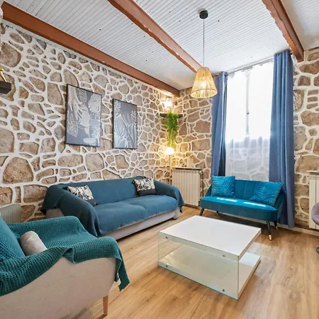 Maison De Familiale, 5 Chambres, Terrasse, A 20 Minutes Du Centre Holiday home Nice